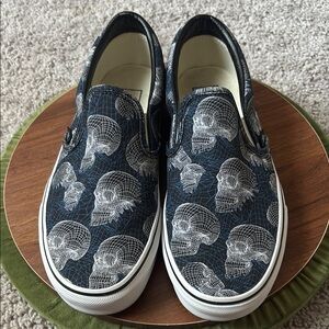 Skull Pattern Slip-On Sneakers